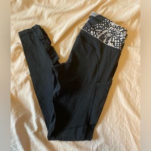 Lululemon leggings with pockets